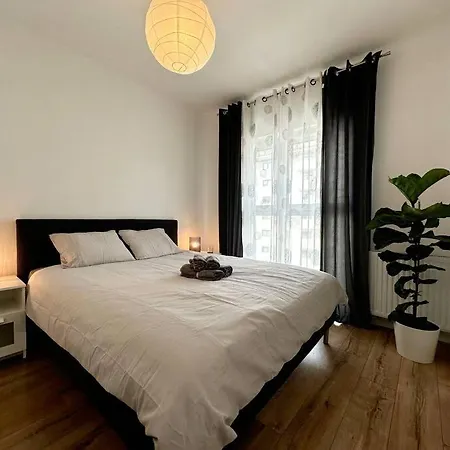 Lägenhet Dzielnica Parkowa #7 *